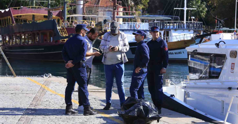 Denizde genç kızın cansız bedeni bulundu