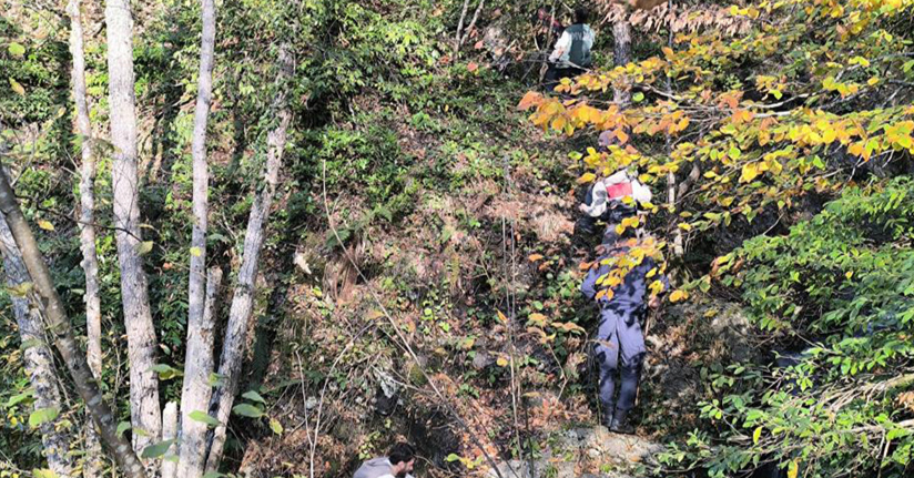 Kayıp annenin cesedini kuzgunu takip eden vatandaşlar bulmuş