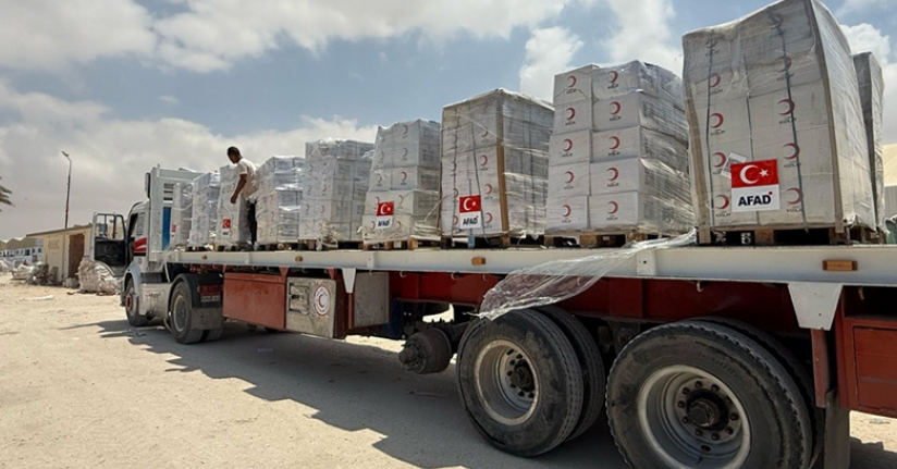 Türkiye, Gazze’ye 7 Ekim 2023’ten bu yana 102 bin 590 ton insani yardım sevk etti