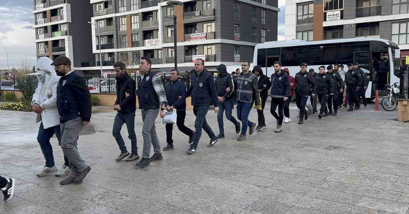 Bahis operasyonunda gözaltına alınan 13 şüpheli adliyeye sevk edildi