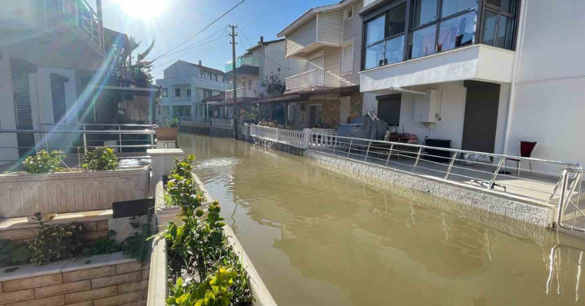 Selin etkilediği Foça’nın sokakları Venedik’e döndü