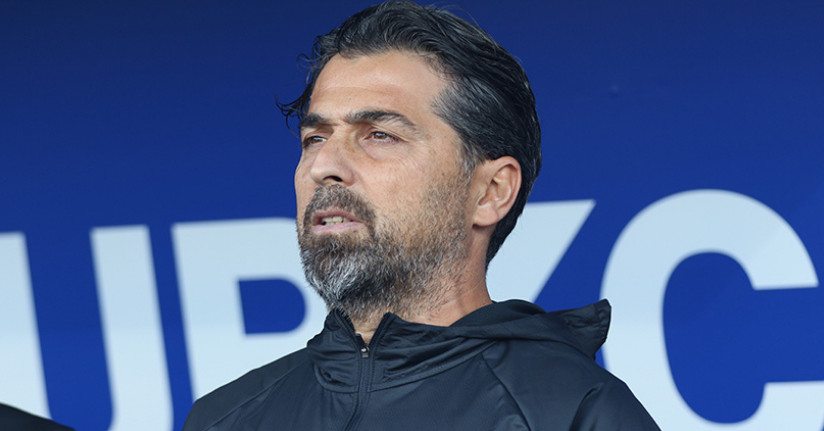 Çaykur Rizespor’da, İlhan Palut istifa etti