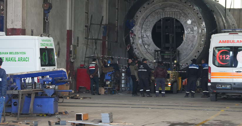 3 tonluk sac levhanın altında 2 işçi can vermişti: Fabrika sahibi tutuklandı