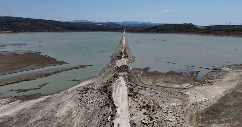 Çeşme’de rekor yağışa rağmen Kutlu Aktaş Barajı’nda doluluk yüzde 1’in altında