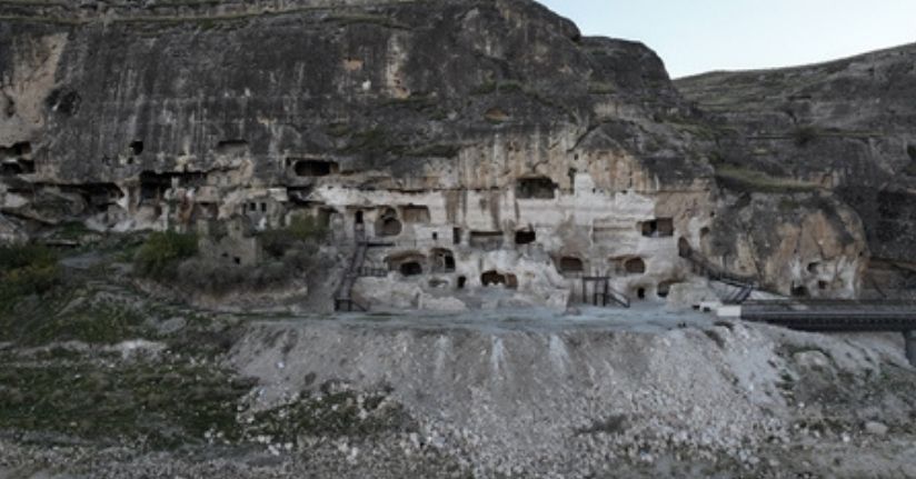 Tarihi Hasankeyf’teki 5 bin yıllık mağaralardan 10’u turizme açılıyo
