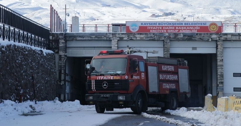 Erciyes Kayak Merkezi’nde itfaiye ekipleri 7/24 görevde