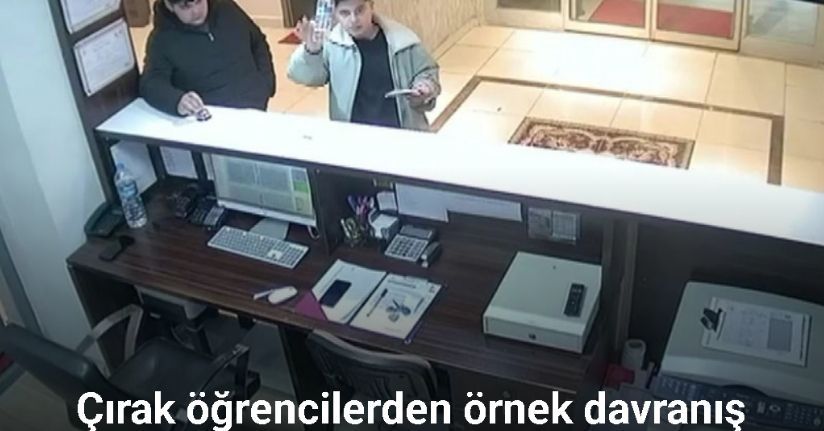 Çırak öğrencilerden örnek davranış: Aldıkları suyu kameraya gösterip parasını bıraktılarÇırak öğrencilerden örnek davranış: Aldıkları suyu kameraya gösterip parasını bıraktılar