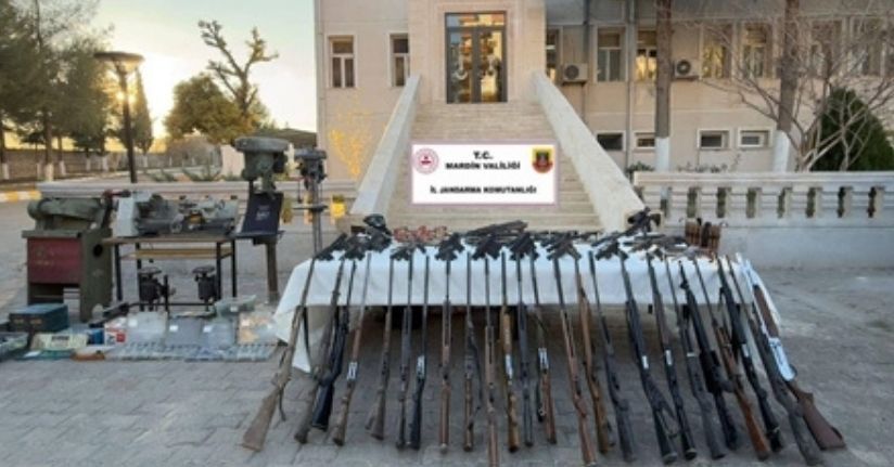 Yasa dışı imalathanede çok sayıda silah ele geçirildi: 1 tutuklama