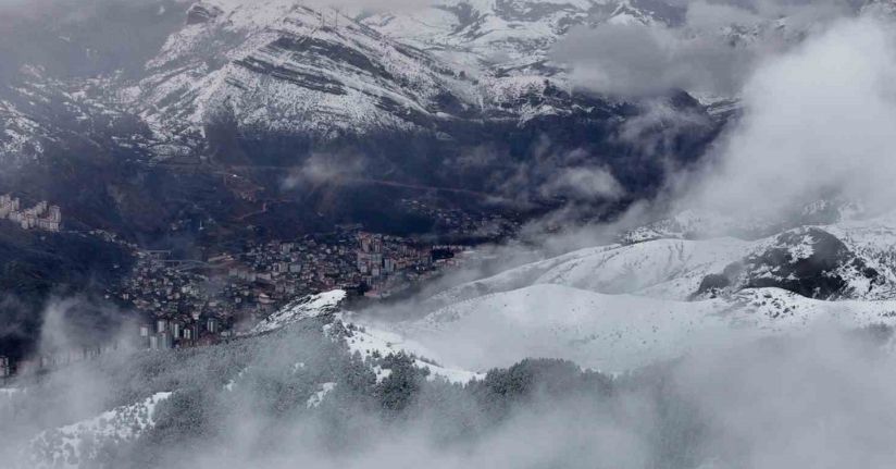 Gümüşhane beyaz gelinliğini giydi
