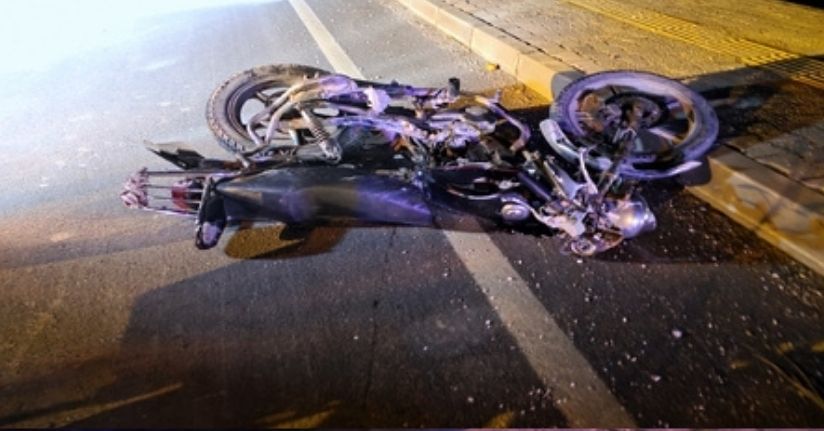 Hatay'da otomobilin çarptığı motosikletteki iki kardeş hayatını kaybetti