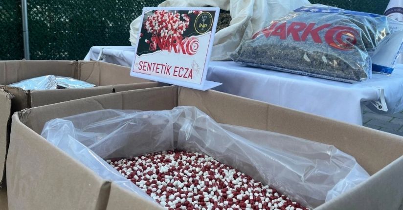 İzmir’de tek operasyonda 3 milyon uyuşturucu hap ele geçti: 46 tutuklama