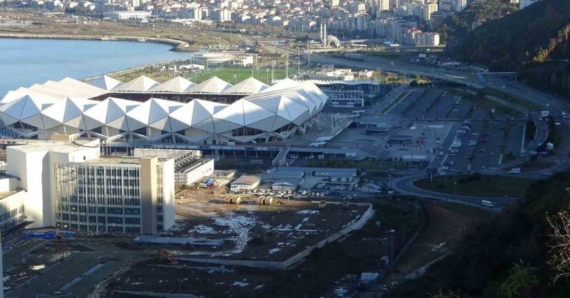 Maç günleri Akyazı Stadı ve çevresinde yaşanan trafik sorunu gündemden düşmüyor