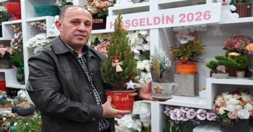 Yeni yıl sepetleri 3 bin liradan, canlı çamlar 1200 liradan alıcı buluyor