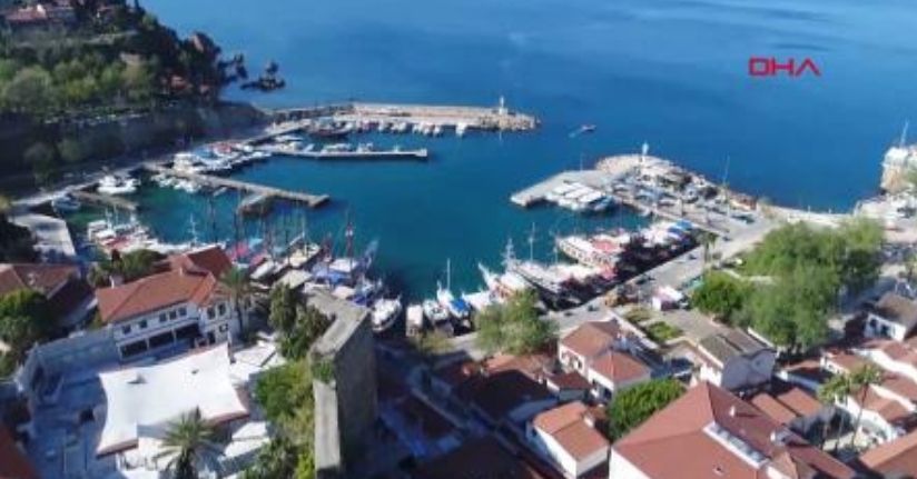 Antalya turizminden 17,5 milyar dolarlık katkı