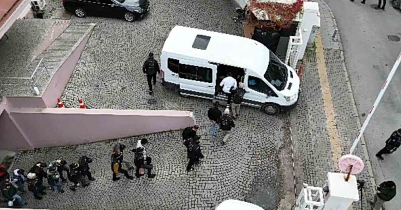 İzmir’de DEAŞ operasyonu: 40 gözaltı