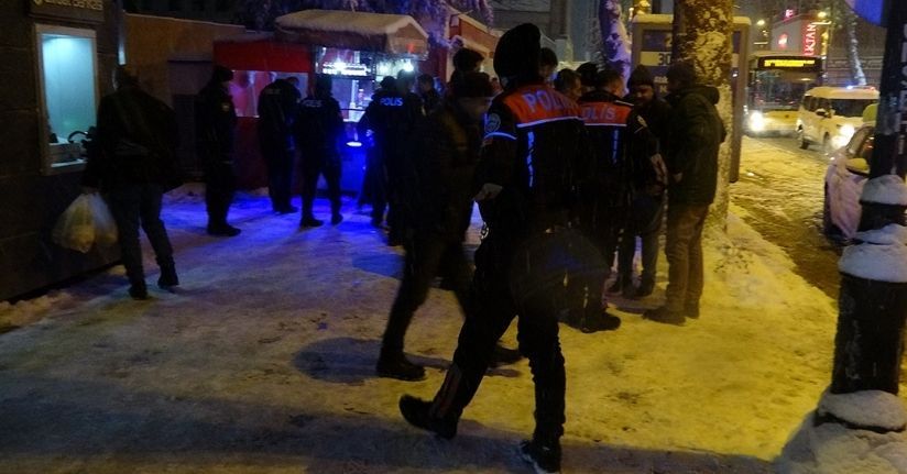 Kadınların bıçaklı kavgası kanlı bitti: 1 ölü, 1 yaralı