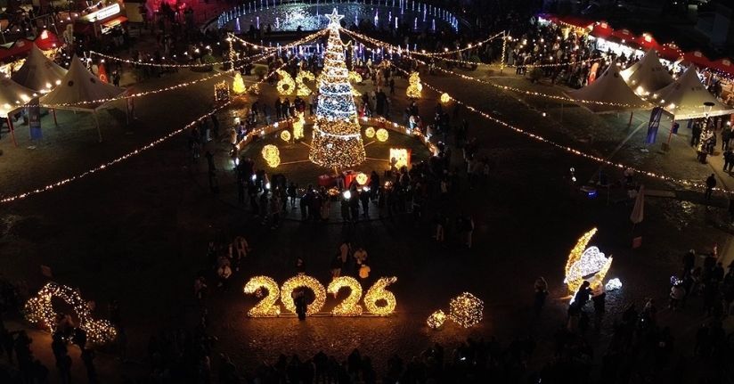 Bursa Yeni Yıl Meydanı’nda yılbaşı coşkusu