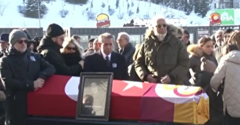 Gökmen Özdenak için stadyumda tören düzenlendi