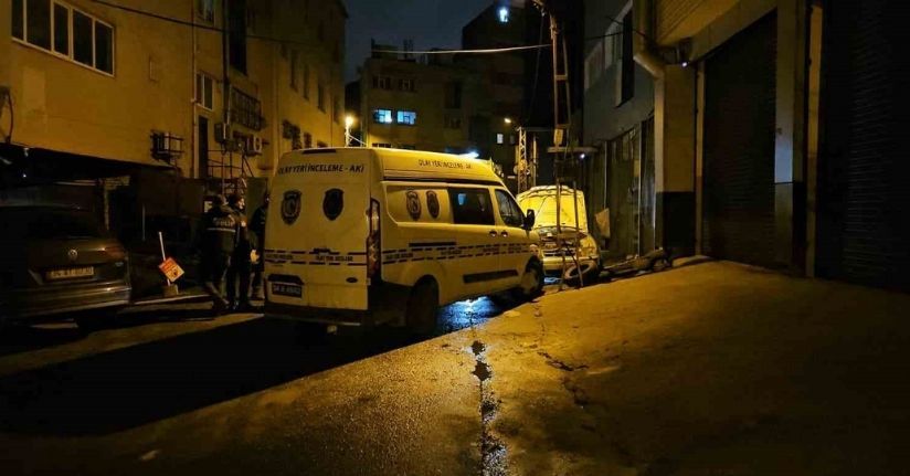 Isınmak için arabaya girdi araç yanınca feci şekilde can verdi