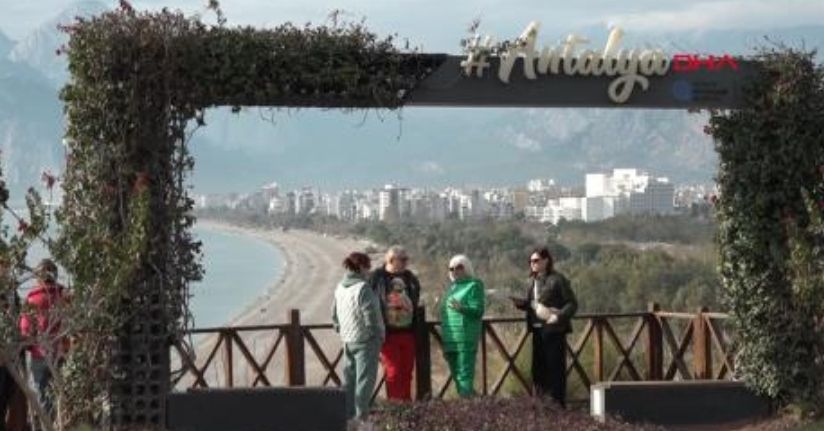 Ocak ayında Antalya'da bahar havası