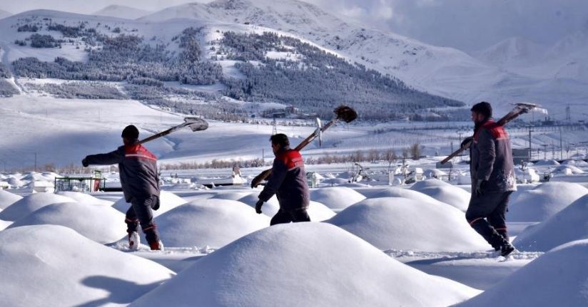 Erzurum’da ölümün soğuk yüzü