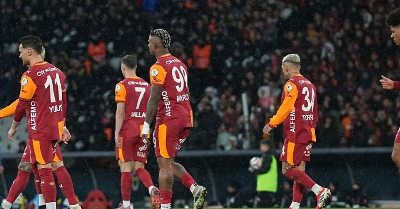 Galatasaray, Fenerbahçe’ye 4 maç sonra yenildi