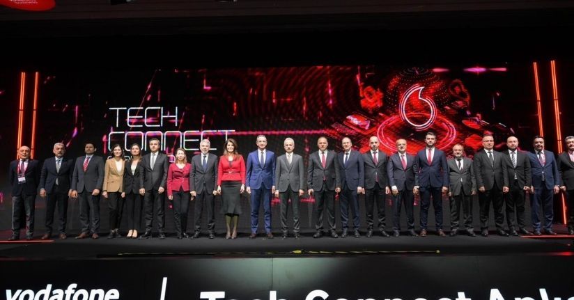 Bakan Uraloğlu: 5G yetkilendirme ihalesiyle 3 milyar 534 milyon dolar gelir elde ettik