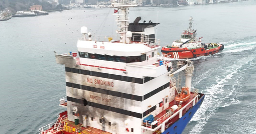 Odessa’da Ruslar tarafından vurulan Türk gemisi İstanbul Boğazı’nda