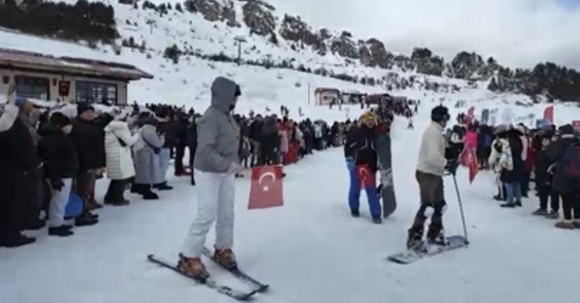 Keltepe Kayak Merkezi’nde hafta sonu yoğunluğu