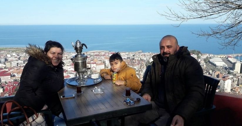 Sömestir tatili dönüşü kazada ölen çift toprağa verildi