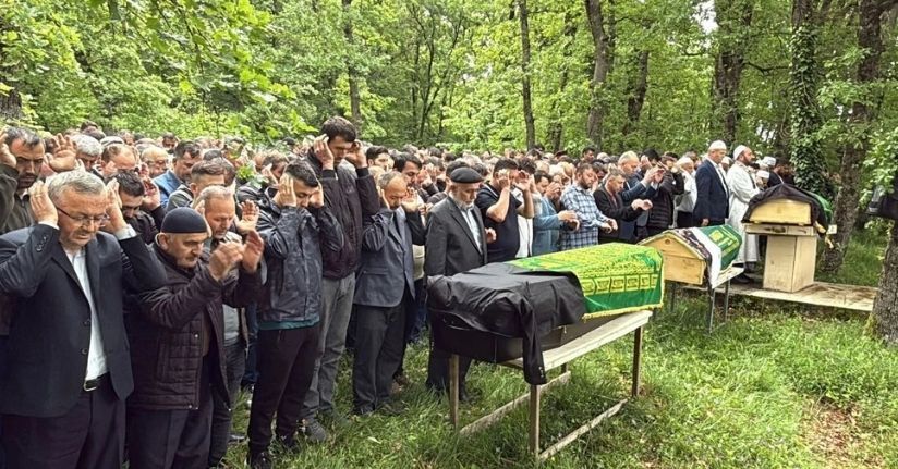 Karı koca kavgasında ölen çiftin cenazeleri ailelerine teslim edildi