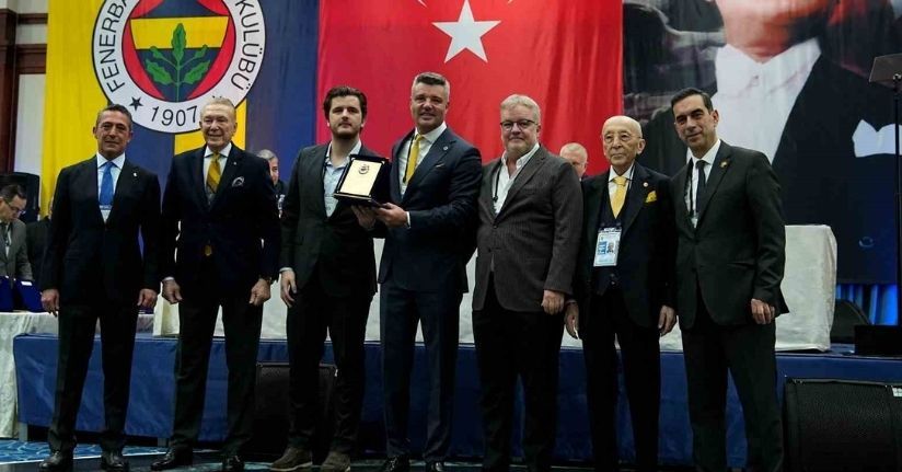 Fenerbahçe’den, Ali Şen’e 50. yıl plaketi