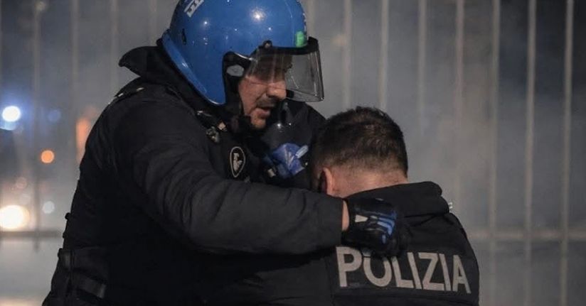 İtalya'da kültür merkezi kapatıldı sokaklar karıştı: 11 polis yaralı, 10 gözaltı