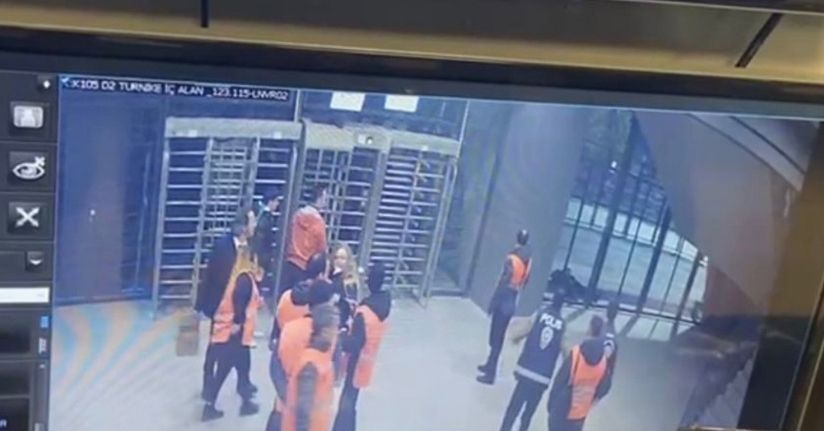 Genç taraftarın tribünden düştüğü anlar kamerada