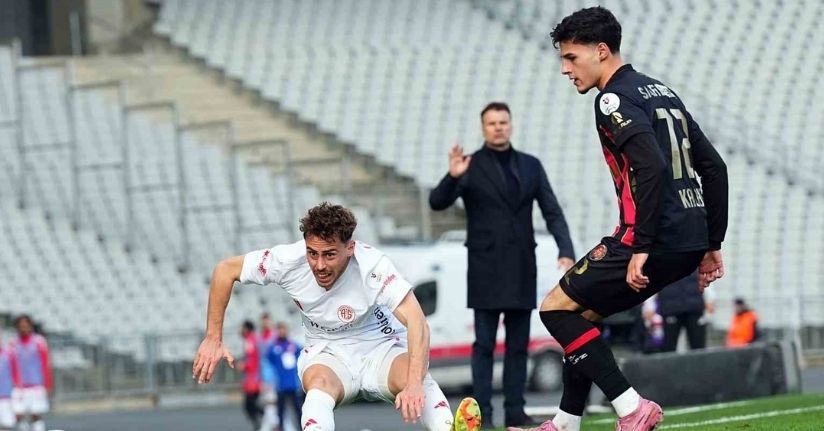 Fatih Karagümrük: 1 - Antalyaspor: 0 