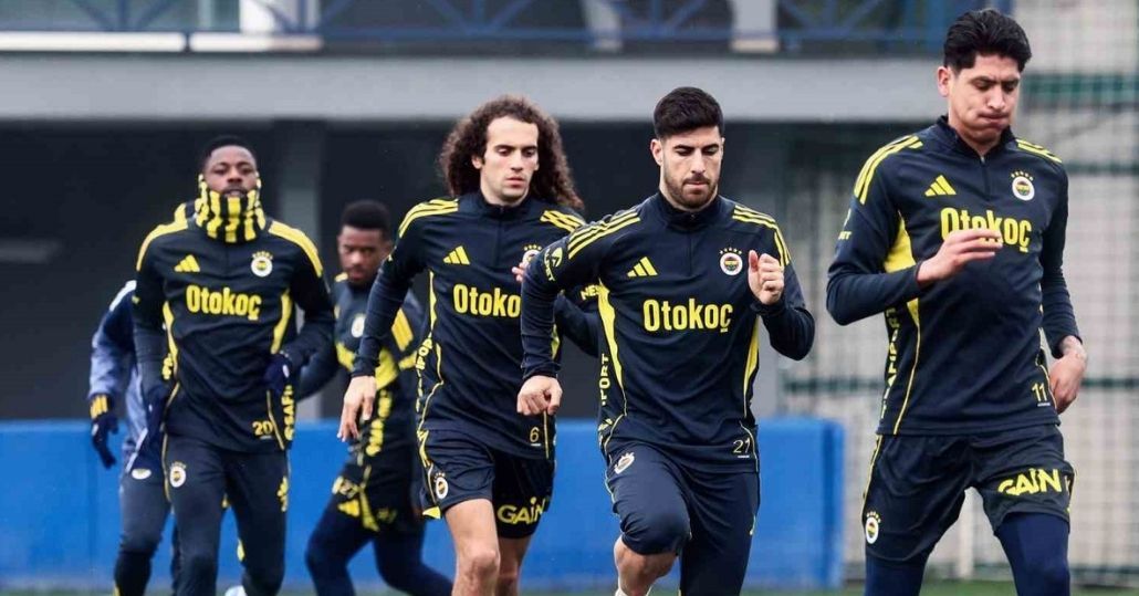 Fenerbahçe, Gençlerbirliği maçının hazırlıklarını tamamladı