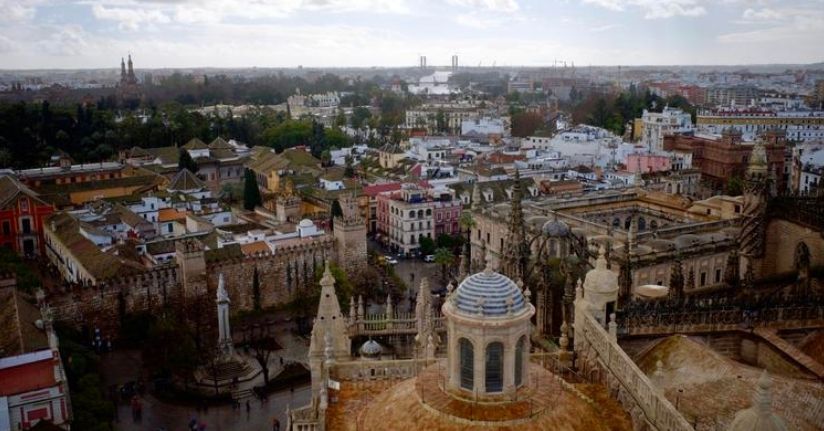 Endülüs'te şiddetli yağış nedeniyle yaklaşık 11 bin kişi evlerinden tahliye edildi