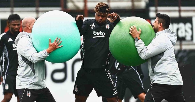 Beşiktaş kondisyon ve taktik çalıştı