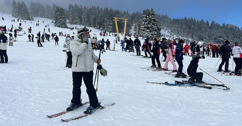 'Beyaz Cennet' Uludağ'da Sevgililer Günü yoğunluğu