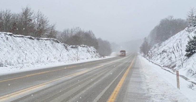 Edirne ve Kırklareli'de kar yağışı