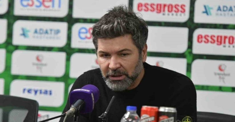 Sakaryaspor’da Teknik Direktör Hakan Kutlu ile yollar ayrıldı