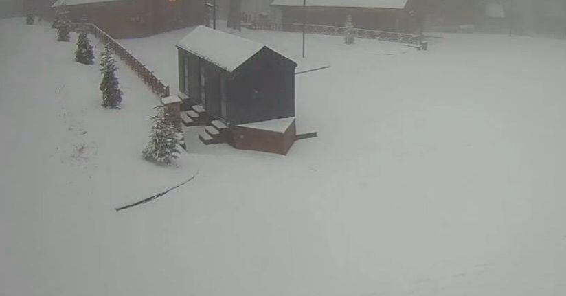 Kartepe’de lapa lapa kar yağıyor