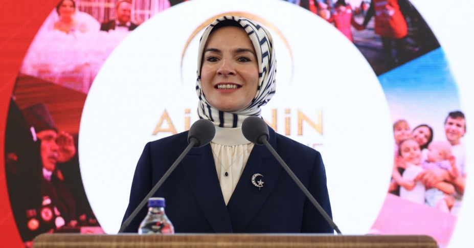 2025 Aile Yılı'nda 1,1 milyon kişiye aile eğitimi