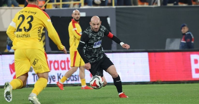 Galatasaray Alanyaspor'u 2 golle geçti, kupada 4'te 4 yaptı!