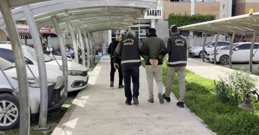 Yaşlı kadını altınları için başına taşla vurarak ağır yaralayan komşusu çıktı