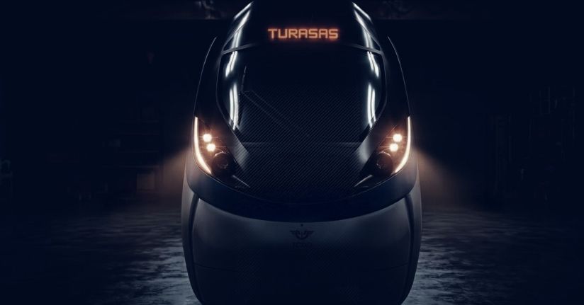 Türkiye'nin ürettiği ilk hızlı tren, raylara iniyor