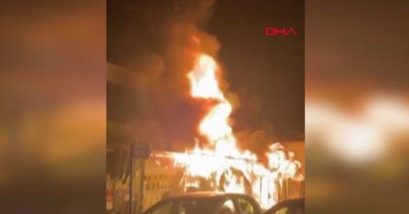  İş yerinde başlayan yangında alevler binayı sardı