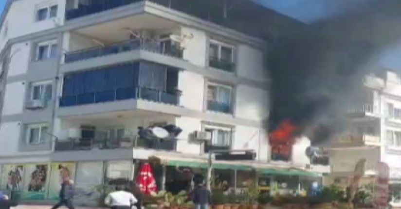 Antalya’da 4 katlı binada yangın paniği: 2’si çocuk 6 kişi dumandan etkilendi