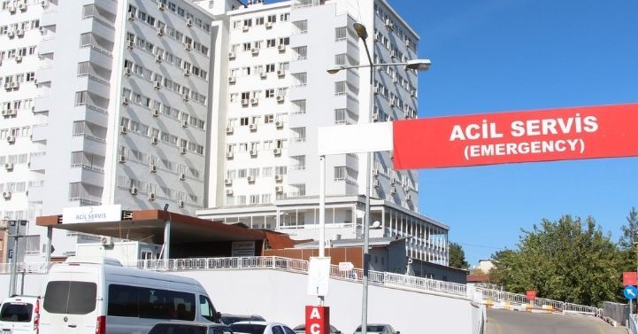 'Dur' ihtarına uymayıp kaçarken 2 polisi yaralayan ehliyetsiz sürücüye 329 bin TL ceza