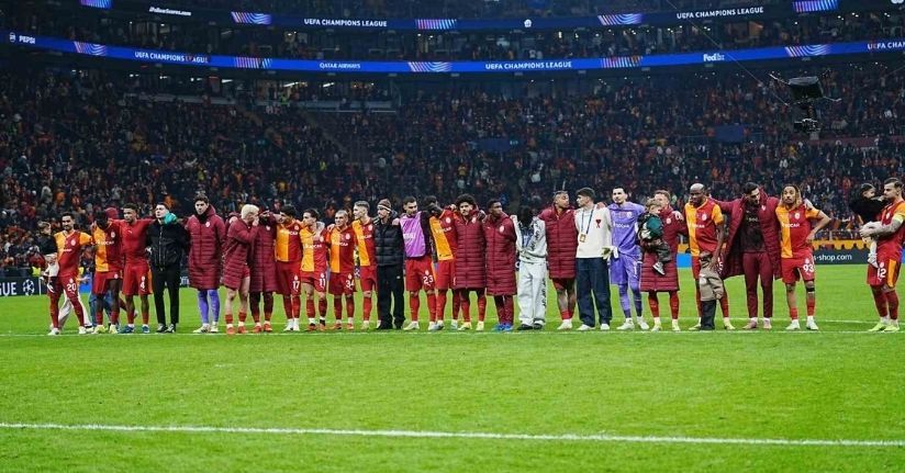 Galatasaray’da Liverpool galibiyeti sevinci